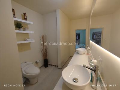 Casa de 5 alcobas en venta en Laureles, Medellín, 350 m² · foto 11 de 20