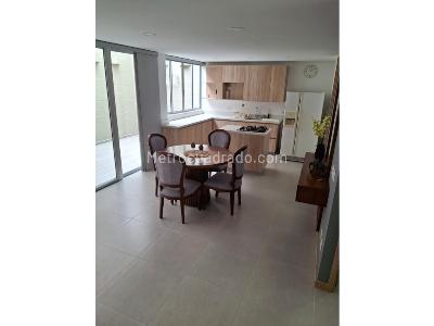 Casa de 4 alcobas en venta en Llanogrande, Rionegro, 220 m² · foto 3 de 20