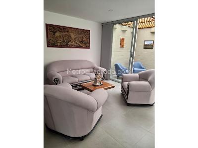 Casa de 4 alcobas en venta en Llanogrande, Rionegro, 220 m² · foto 4 de 20