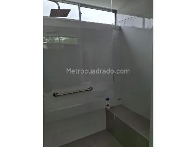 Casa de 4 alcobas en venta en Llanogrande, Rionegro, 220 m² · foto 8 de 20