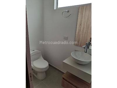 Casa de 4 alcobas en venta en Llanogrande, Rionegro, 220 m² · foto 15 de 20