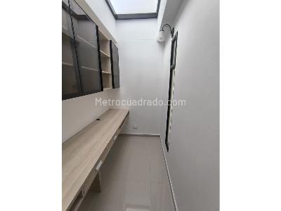 Apartamento de 3 alcobas en venta en Alameda, Medellín, 132 m² · foto 12 de 13
