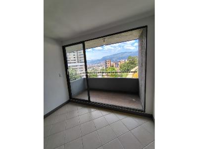 Apartamento de 3 alcobas en venta en Los Alcazares, Sabaneta, 67 m² · foto 3 de 14