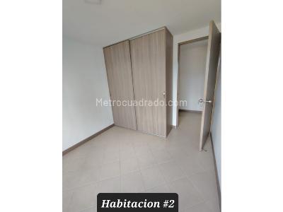 Apartamento de 3 alcobas en venta en Los Alcazares, Sabaneta, 67 m² · foto 5 de 14