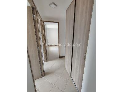 Apartamento de 3 alcobas en venta en Los Alcazares, Sabaneta, 67 m² · foto 10 de 14