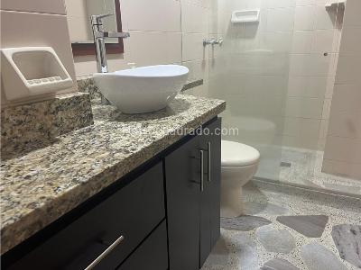Apartamento en venta en Laureles, Medellín · foto 12 de 15