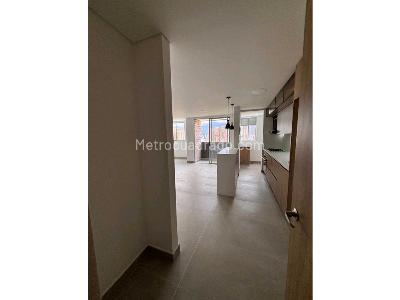 Apartamento de 2 alcobas en venta en Itagui, Itagüí, 63 m² · foto 2 de 14