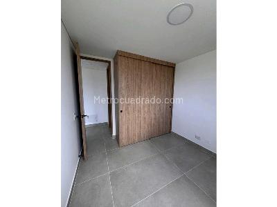 Apartamento de 2 alcobas en venta en Itagui, Itagüí, 63 m² · foto 6 de 14