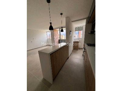 Apartamento de 2 alcobas en venta en Itagui, Itagüí, 63 m² · foto 7 de 14