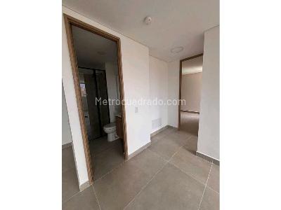 Apartamento de 2 alcobas en venta en Itagui, Itagüí, 63 m² · foto 8 de 14