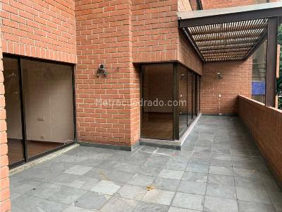 Apartamento en venta en Loma De Los Balsos, Medellín · foto 7 de 20