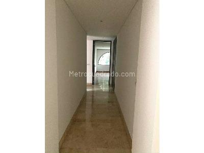 Apartamento en venta en Loma De Los Balsos, Medellín · foto 15 de 20