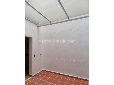 Casa de 5 alcobas en venta en Laureles En La Comuna 11 De Medellin, Medellín, 230 m² · foto 3 de 12