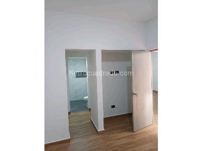 Casa de 5 alcobas en venta en Laureles En La Comuna 11 De Medellin, Medellín, 230 m² · foto 10 de 12