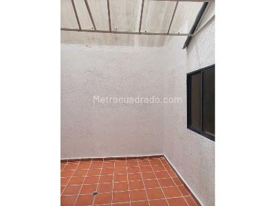 Casa de 5 alcobas en venta en Laureles En La Comuna 11 De Medellin, Medellín, 230 m² · foto 12 de 12