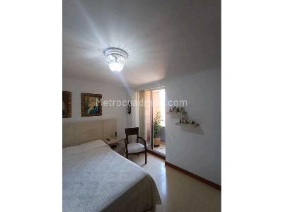 Apartamento de 3 alcobas en venta en Laureles En La Comuna 11 De Medellin, Medellín, 116 m² · foto 13 de 20