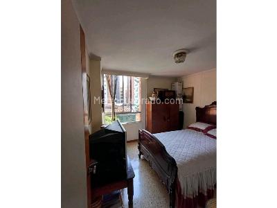 Apartamento de 3 alcobas en venta en Laureles En La Comuna 11 De Medellin, Medellín, 150 m² · foto 14 de 16