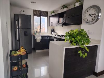 Apartamento en venta en Laureles, Medellín · foto 8 de 20