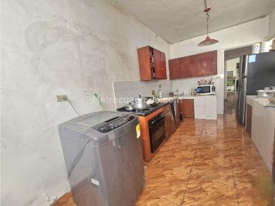 Casa de 4 alcobas en venta en Prado Centro, Medellín, 367 m² · foto 2 de 20