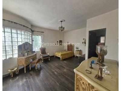 Casa de 4 alcobas en venta en Prado Centro, Medellín, 367 m² · foto 9 de 20