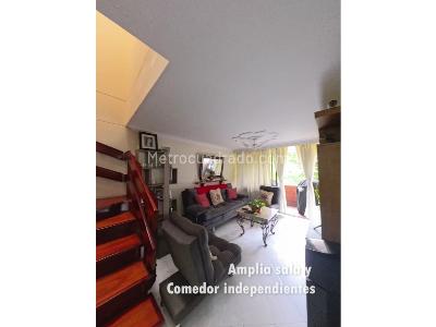 Apartamento en venta en El Poblado Castropol, Medellín · foto 8 de 20