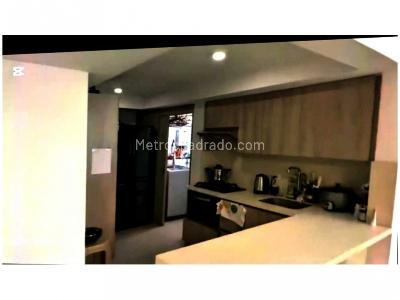 Apartamento en venta en Loma De Los Bernal, Medellín · foto 4 de 8