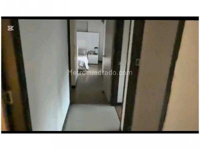 Apartamento en venta en Loma De Los Bernal, Medellín · foto 5 de 8