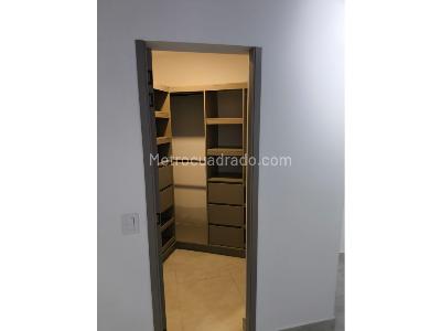Casa de 4 alcobas en venta en Loma De Los Balsos, Medellín, 280 m² · foto 12 de 16