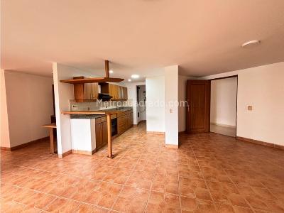 Apartamento de 3 alcobas en venta en Aves Maria, Sabaneta, 93 m² · foto 5 de 18