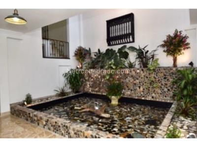 Casa de 4 alcobas en venta en Laureles, Medellín, 312 m² · foto 11 de 20