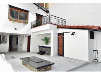 Casa de 4 alcobas en venta en Laureles, Medellín, 312 m² · foto 13 de 20
