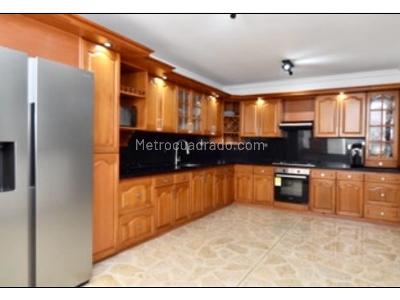 Casa de 4 alcobas en venta en Laureles, Medellín, 312 m² · foto 17 de 20