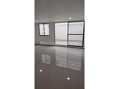 Apartamento de 3 alcobas en venta en Guanteros, Envigado, 107 m² · foto 1 de 18