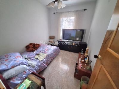 Apartamento de 4 alcobas en venta en Belen San Bernado, Medellín, 150 m² · foto 12 de 15