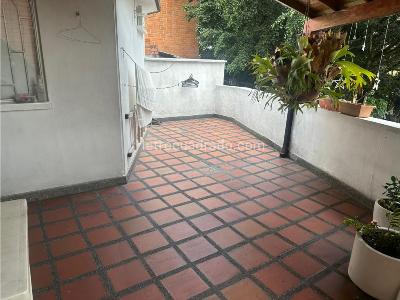 Casa de 4 alcobas en venta en La Castellana, Medellín, 168 m² · foto 12 de 20