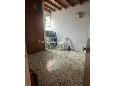 Casa de 4 alcobas en venta en La Castellana, Medellín, 168 m² · foto 15 de 20