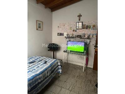 Casa de 4 alcobas en venta en La Castellana, Medellín, 168 m² · foto 19 de 20