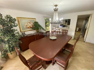 Casa de 4 alcobas en venta en El Poblado, Medellín, 460 m² · foto 6 de 20