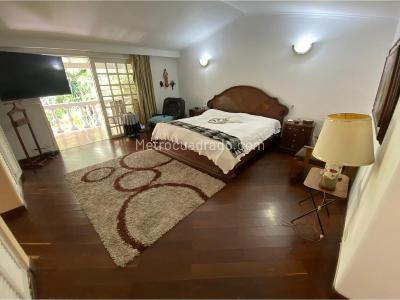 Casa de 4 alcobas en venta en El Poblado, Medellín, 460 m² · foto 20 de 20