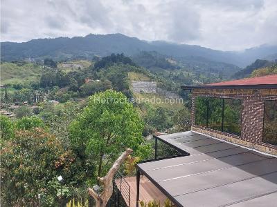 Casa de 4 alcobas en venta en El Salado, Envigado, 300 m² · foto 2 de 20