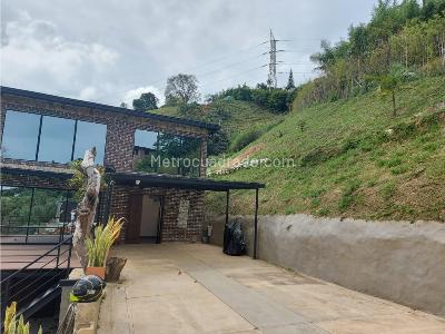 Casa de 4 alcobas en venta en El Salado, Envigado, 300 m² · foto 6 de 20