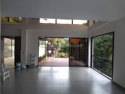 Casa de 4 alcobas en venta en El Salado, Envigado, 300 m² · foto 8 de 20