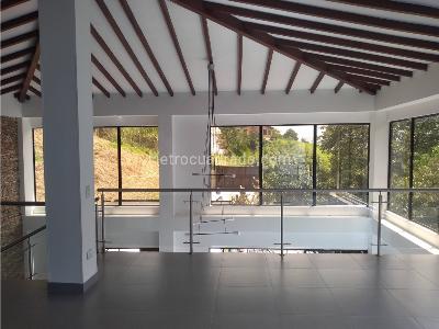 Casa de 4 alcobas en venta en El Salado, Envigado, 300 m² · foto 12 de 20