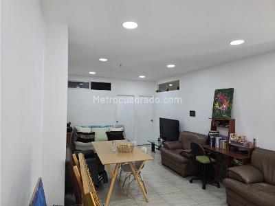 Apartaestudio en venta en Belen Malibu, Medellín, 58 m² · foto 3 de 12