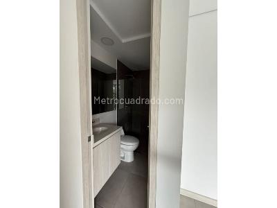 Apartamento en venta en Los Colores, Medellín · foto 16 de 18