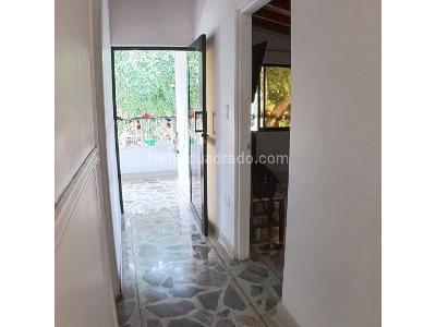 Casa de 4 alcobas en venta en Los Pinos, Medellín, 151 m² · foto 4 de 13