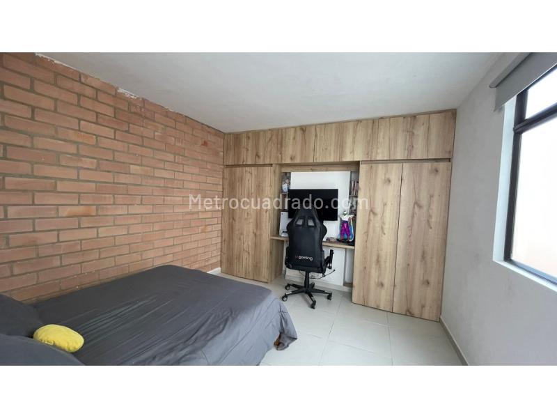 Piso – Bello - Vista 5