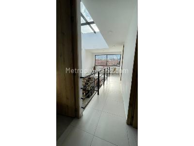 Apartamento de 4 alcobas en venta en Parque, Bello, 300 m² · foto 11 de 20