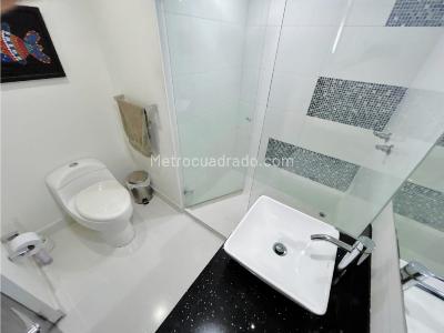 Apartamento en venta en Loma De Los Bernal, Medellín · foto 7 de 16