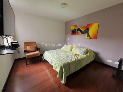 Apartamento en venta en Loma De Los Bernal, Medellín · foto 14 de 16